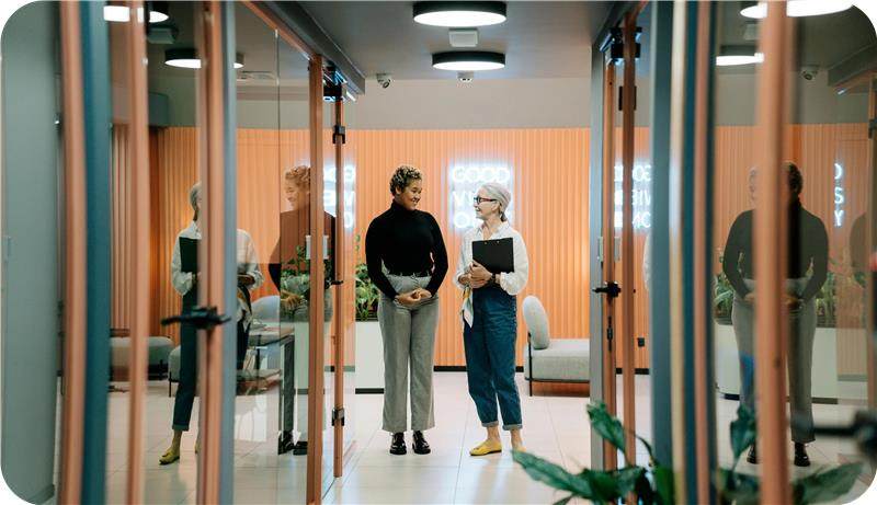 从决策到落地：职业过渡服务如何优化大规模裁员全过程