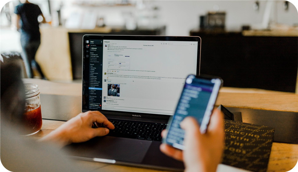 为什么有的公司要把员工薪酬外包出去呢？